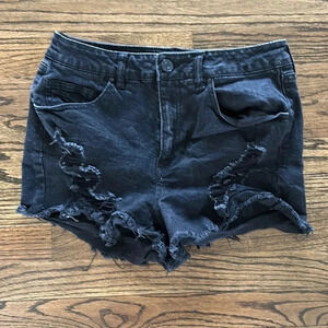 Refuge black denim shorts size 6